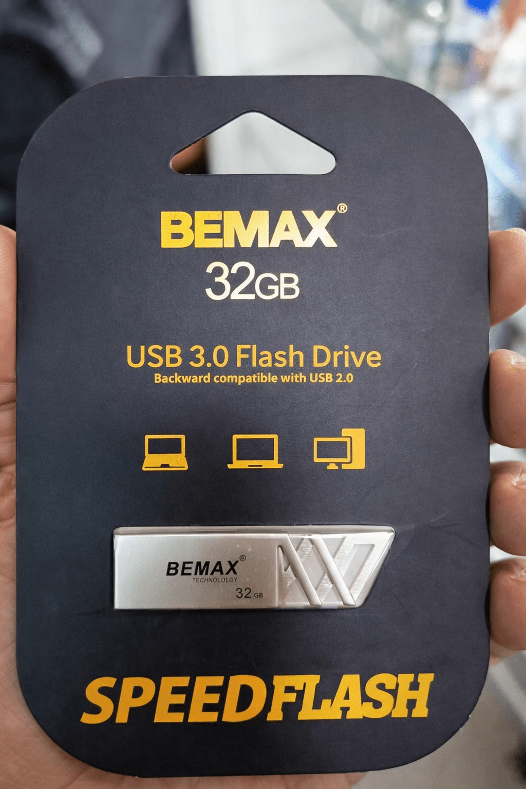Memoria USB 32GB BEMAX 3.0 Alta Velocidad - Tecnomundointl